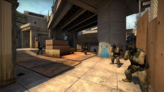 How to play Counter-Strike 1.6